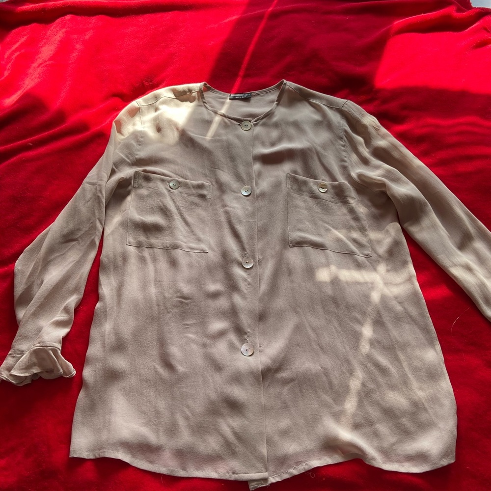 Women’s silk button up shirt